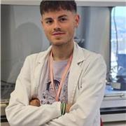 Profesor titulado en Bioquímica con amplia formación para alumnos que requieran de clases en estudios similares.